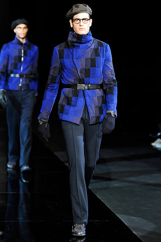 Giorgio Armani / - 2010-2011